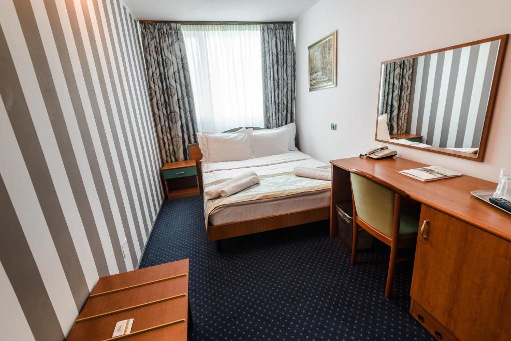 Отель Hotel Bavaria Blu Мамая-67